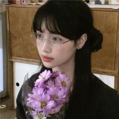 府上娶了个锦鲤新娘